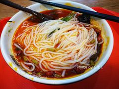 招牌螺蛳粉-螺小胖柳州螺蛳粉(钟楼总店)