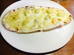-JINNS锦时 steak&pizza(浸信会礼拜堂旧址店)