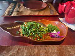 大理风味葱椒鸡-花马天堂云南餐厅 Lost Heaven(外滩店)