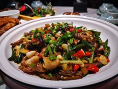 -鑫巴蜀小镇 · 水煮鱼专研店(玉桥店)