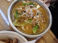 -丽丽三鲜螺蛳粉(田林路店)