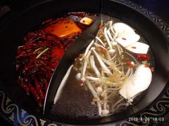 -锅说大脸毛肚重庆老火锅(佐阾店)