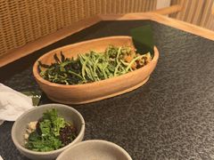 -三出山火锅(南京万象天地店)