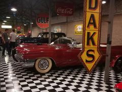 -席娜卡琳火车铁道夜市