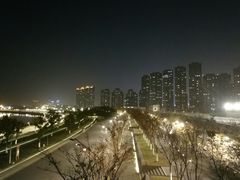 -南京眼步行桥