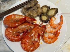 -金马门国际美食百汇(珞喻路店)
