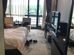 -上海怡沁园度假酒店