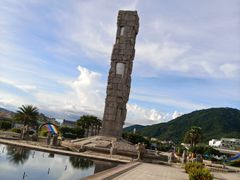 -亚龙湾中心广场