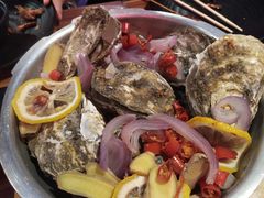 高压锅生蚝-南极·小龙虾·湘式拌饭(南街店)