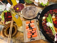 红锅-周幺妹重庆老火锅(银泰城总店)