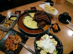 -肥肥虾庄·金牌油焖大虾(杨园滨江时代walk店)