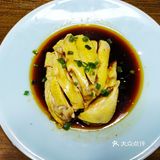 菜色精美，环境禅意