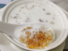 新鲜水牛奶桃胶-黄师奶甜品店