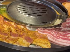 -哈哈碳都·牛肋条无限自助烤肉(台江万达店)