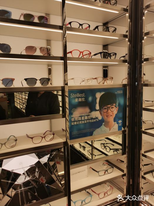 LensCrafters亮视点·OAKLEY精选(静安嘉里中心店)图片