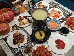 -金马门国际美食百汇(珞喻路店)