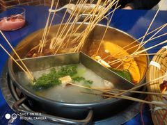 -马路边边串串香形象店(磐石路店)