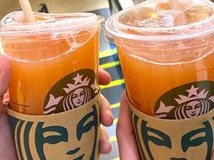 -星巴克臻选(莘庄仲盛店)