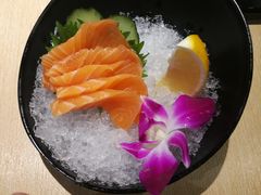 -万岁料理回转寿司(华贸店)
