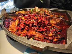 -江边城外烤全鱼(世茂广场店)