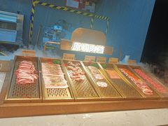 -山焱·炭火自助烤肉(周浦万达店)