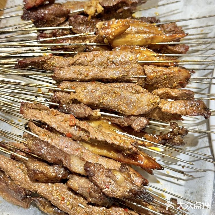 排队都要吃的这家烤肉～真的香绝了！