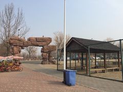 -万源龙顺度假庄园生态观光园