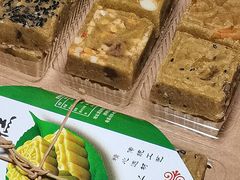 -新月蛋糕西点专卖店(大麦街店)