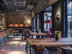 -Geneva日内瓦餐厅(西郊宝成花苑店)