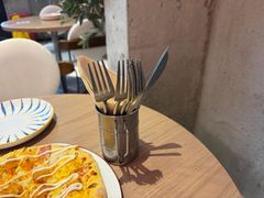-必胜客(上海华谊新所店)