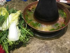 -牛叔鲜羊肉铜火锅(远东小区店)