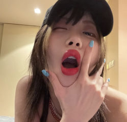 -七月美睫 美甲
