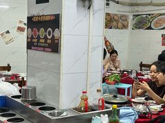 -花苑美食横琴生蚝火锅(拱北粤华路店)