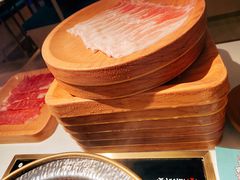 黑毛雪花猪肉-温禾牛·和牛寿喜烧自助火锅(恒基名人店)