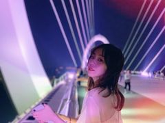 -南京眼步行桥