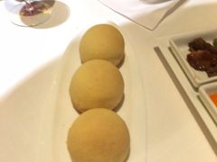 酥皮叉烧包-富力丽思卡尔顿酒店·丽轩中餐厅