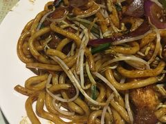 鸡扒炒乌冬-鸿运茶餐厅(皇岗店)