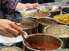 -八一路好吃街(雨田商务大厦店)
