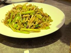 -闫府私房菜(恒隆店)