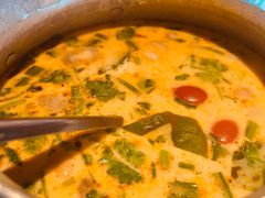 -大头虾越式风味餐厅(光明广场店)