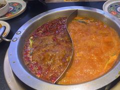 -沸炉重庆老火锅(军事博物馆店)