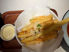 -阿妮叶李(光谷世界城店)