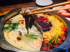 -纸盐河码头火锅(十八梯店)