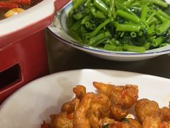 -何氏排骨(左家塘店)