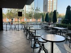 露天位-星巴克臻选(上海长风大悦城店)