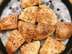 料理烤特色火烧-老东镇啤酒屋海鲜加工·蒸汽海鲜·海鲜烧烤(台东店)