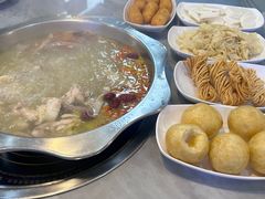 -光头药膳鸡(莱茵小镇店)