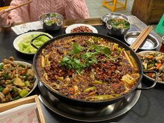 -鸿顺老铁锅美蛙鱼府(解放碑店)
