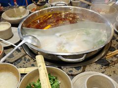 -肖肖酸萝卜鱼火锅(总店)