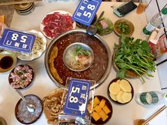 -岗上渣渣老火锅(两路口店)